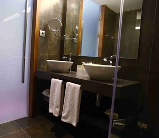 Baño habitaciones  Vincci Liberdade Lisboa